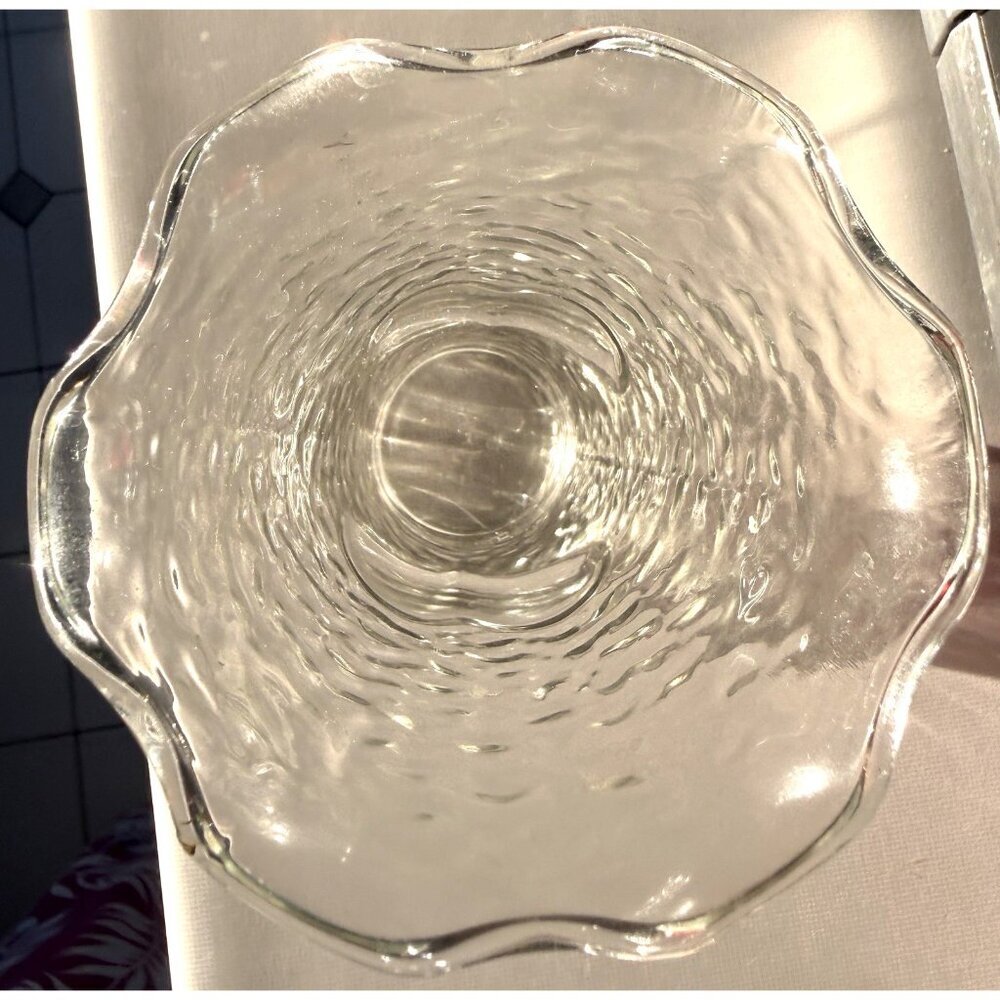 Vintage Anchor Hocking Clear Glass Dimpled Scalloped Edge & Raised Heart Vase - Picture 3 of 8
